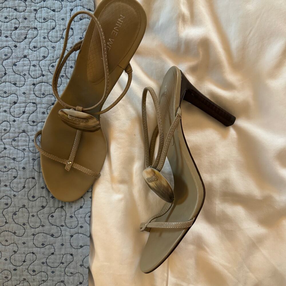 NINE WEST Tan Strappy Embellished Heel With Ankle Strap Size 8 Casual comfort - Picture 5 of 6